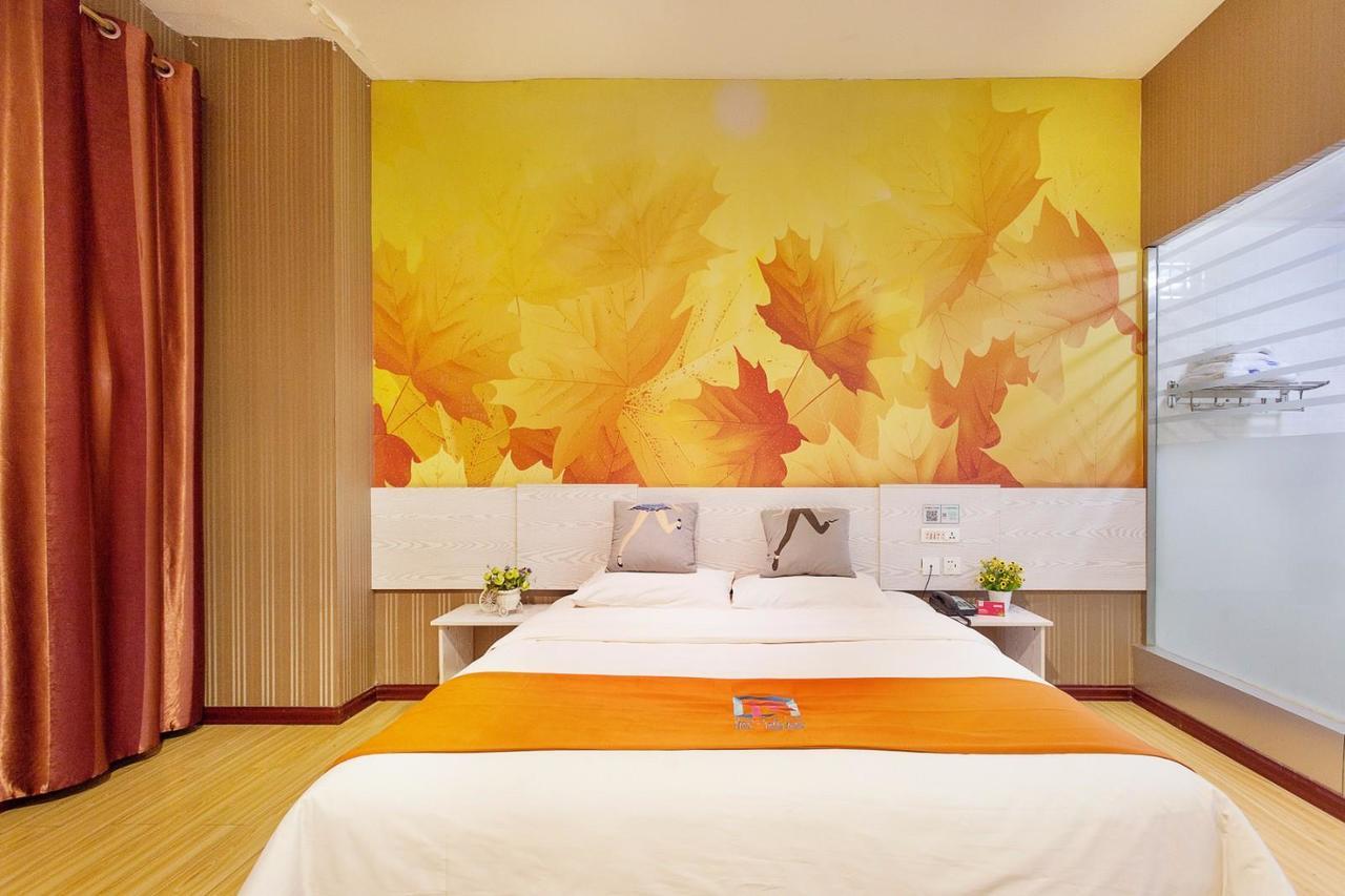 Pai Hotel Chengdu North Railway Station Bagian luar foto